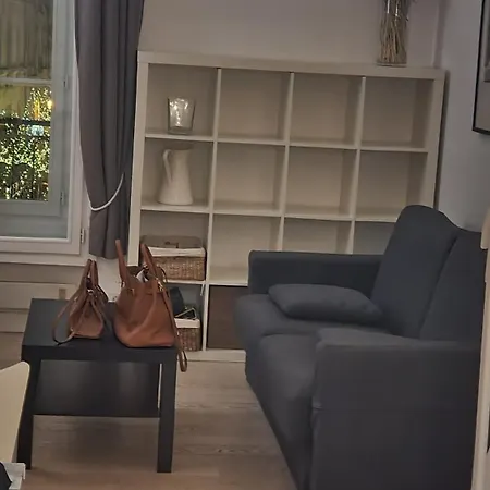 Appartamento 1 Minute Gare Montparnasse , Center , Front Metro,close To Eiffel Tour And Louvre Meusm Parigi